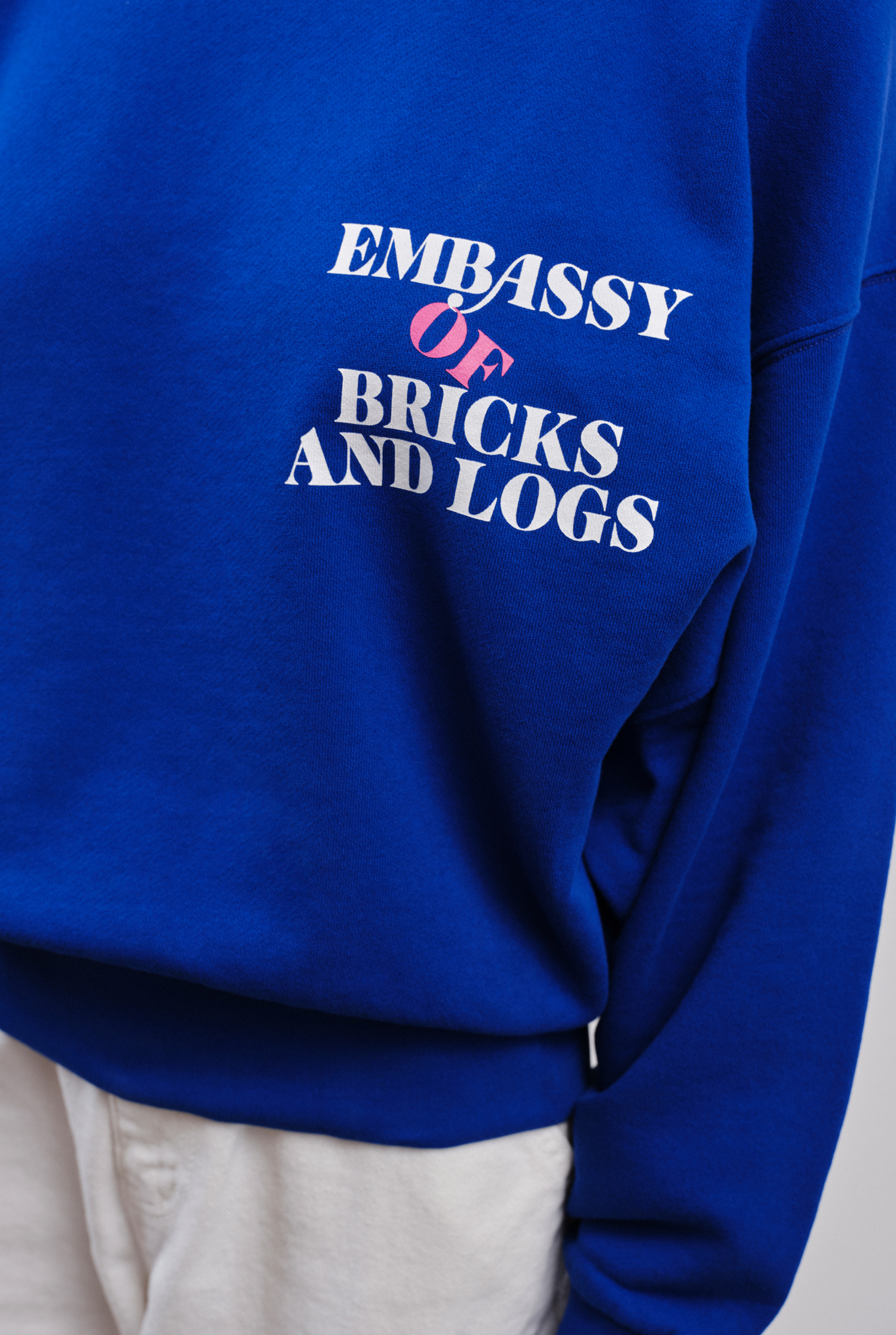 Embassy of Bricks and Locks  Sweater EMB BATWING CREWNECK Farbe: EMB Blue