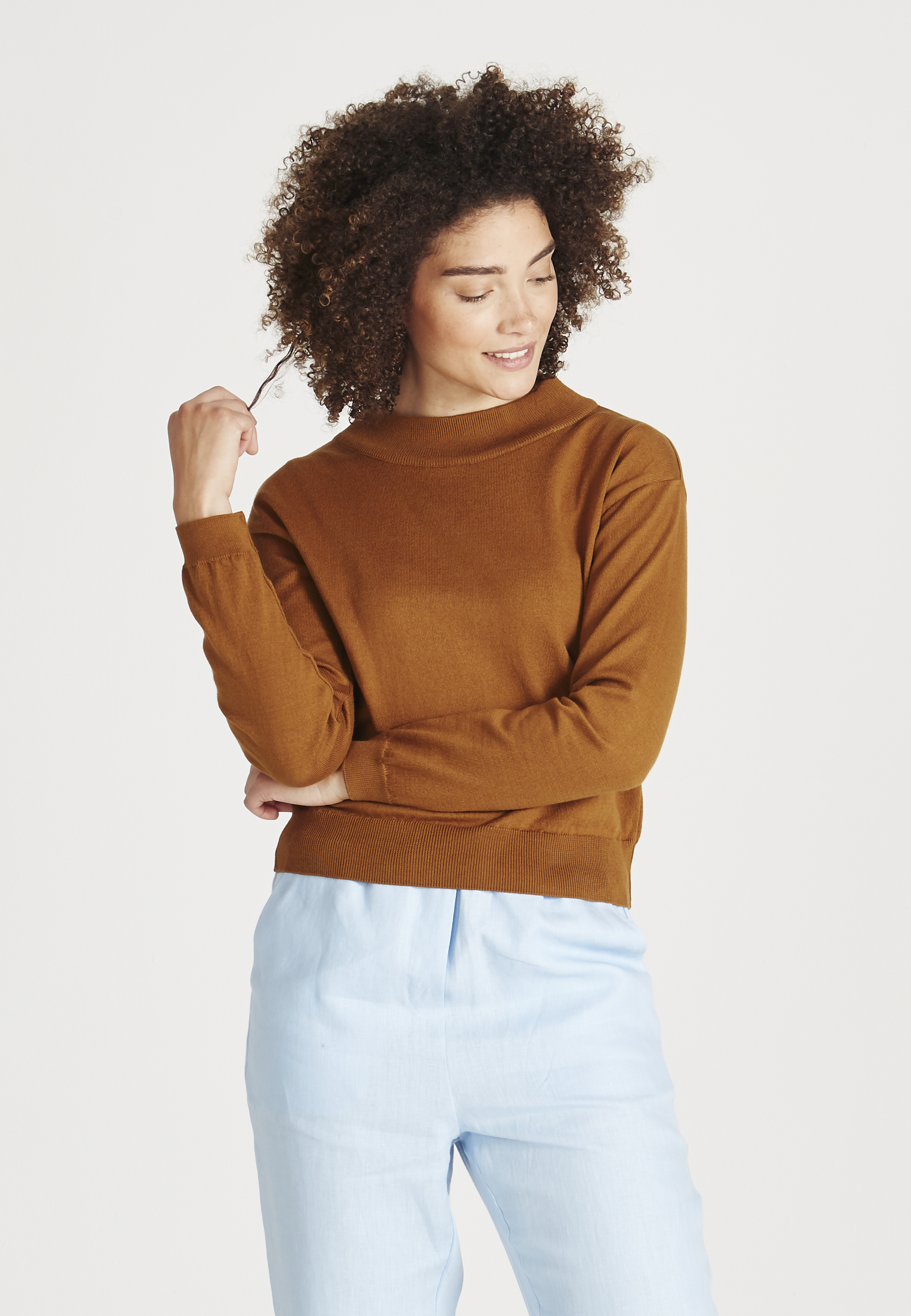 GIVN Berlin Sabrina Sweater Farbe: Rubber Brown